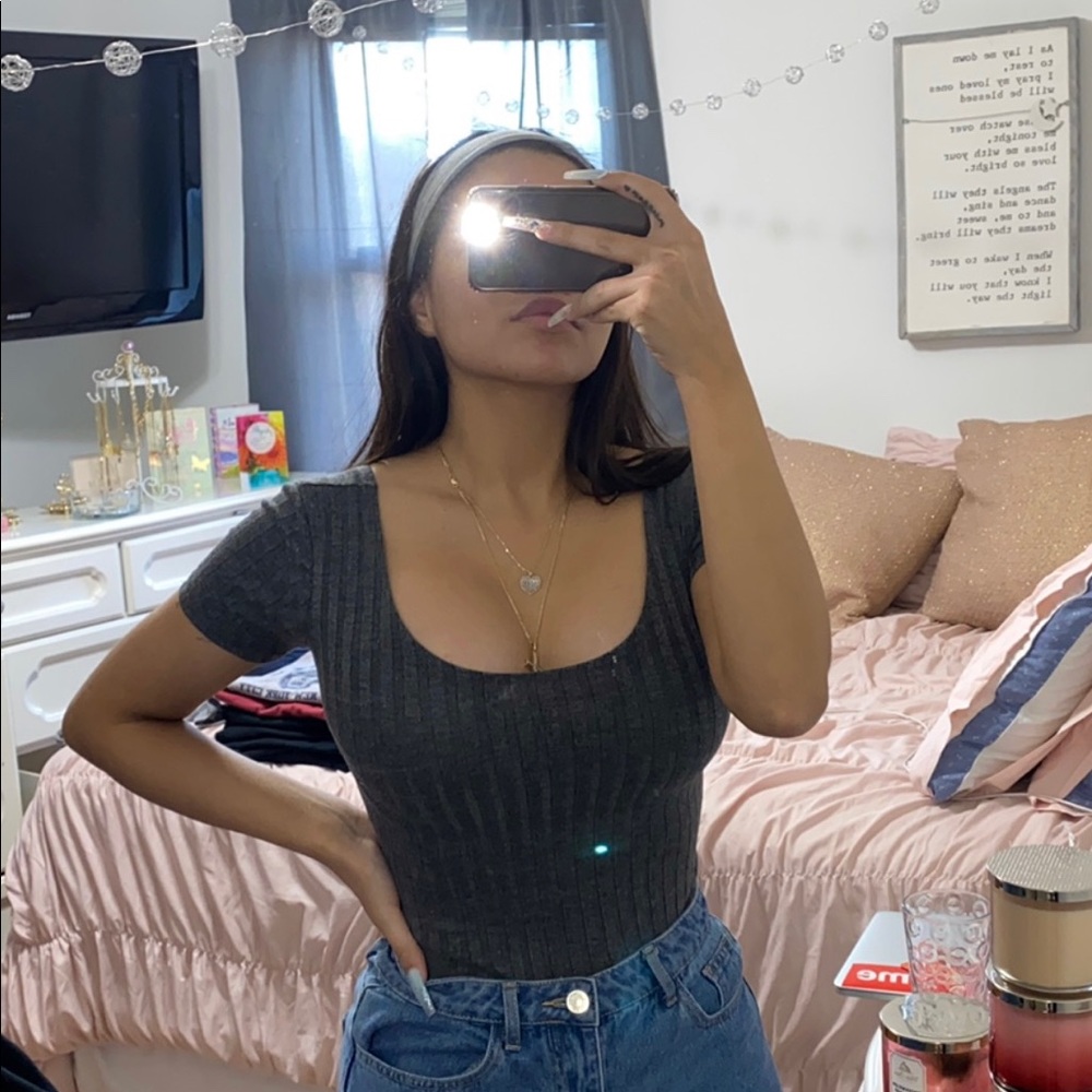 Small Grey Top